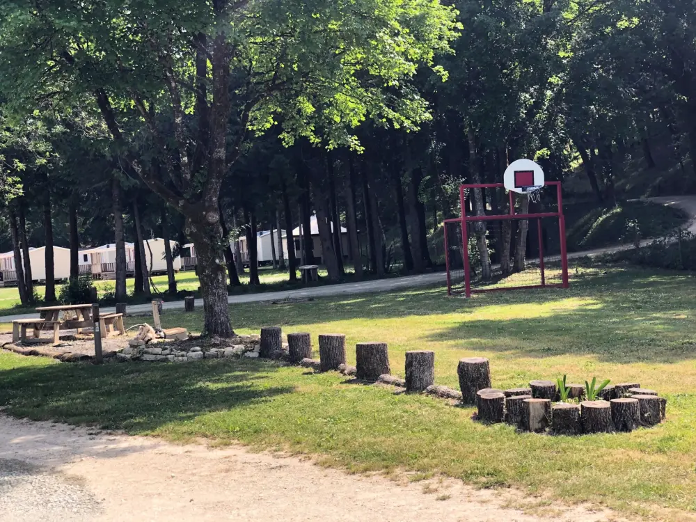 Camping Le Lizot en Saintonge  3 Stars★★★