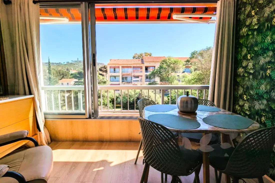 Appartamento con Loggia a 300m De La Plage