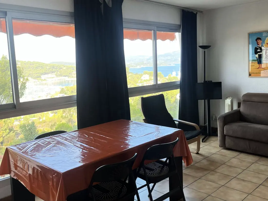 Accacia Residence