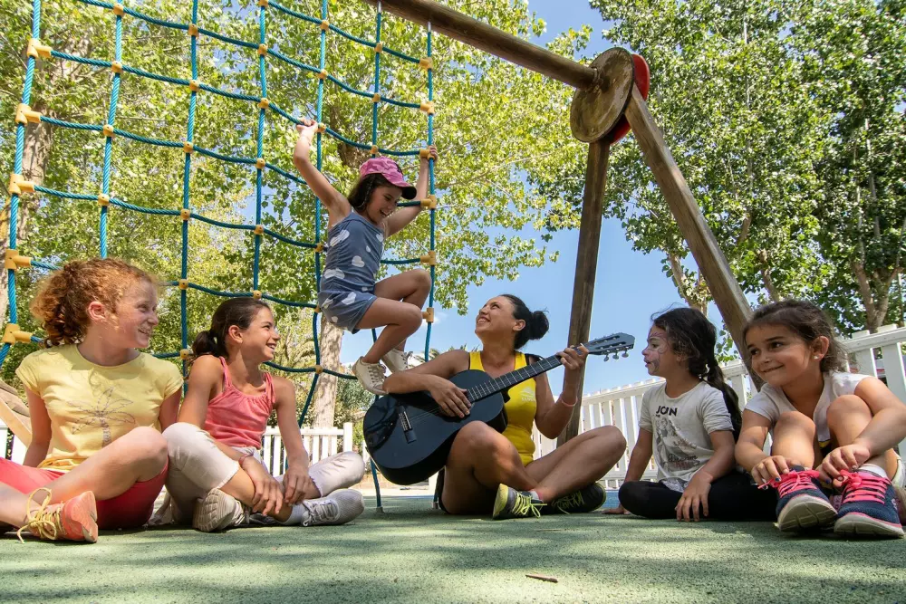 Camping le Carbonnier4 étoiles★★★★