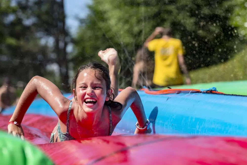 Camping le Carbonnier4 étoiles★★★★