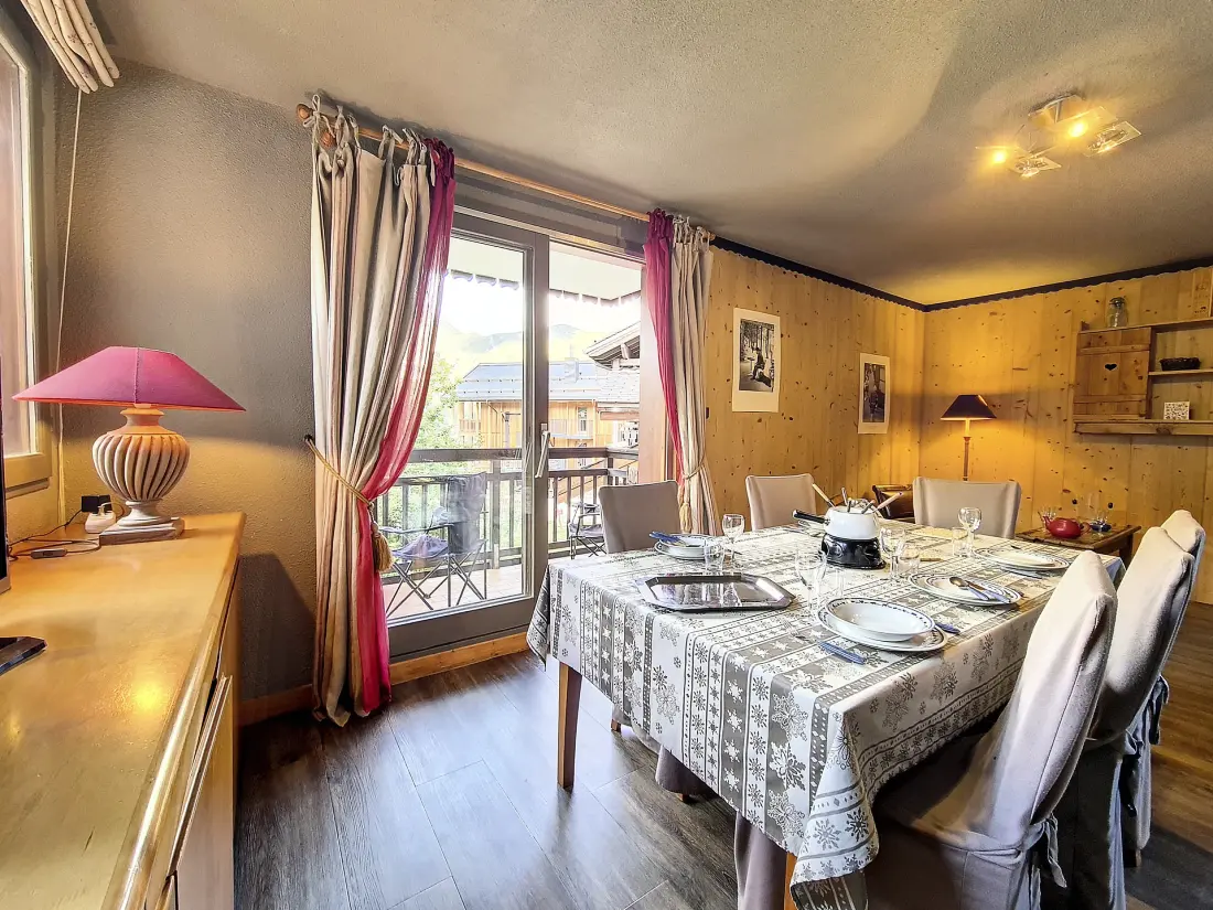 Azalee Residence