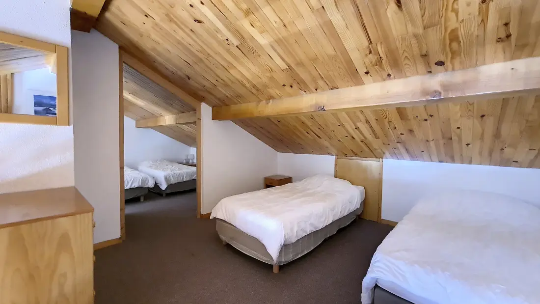Off-Piste Residence