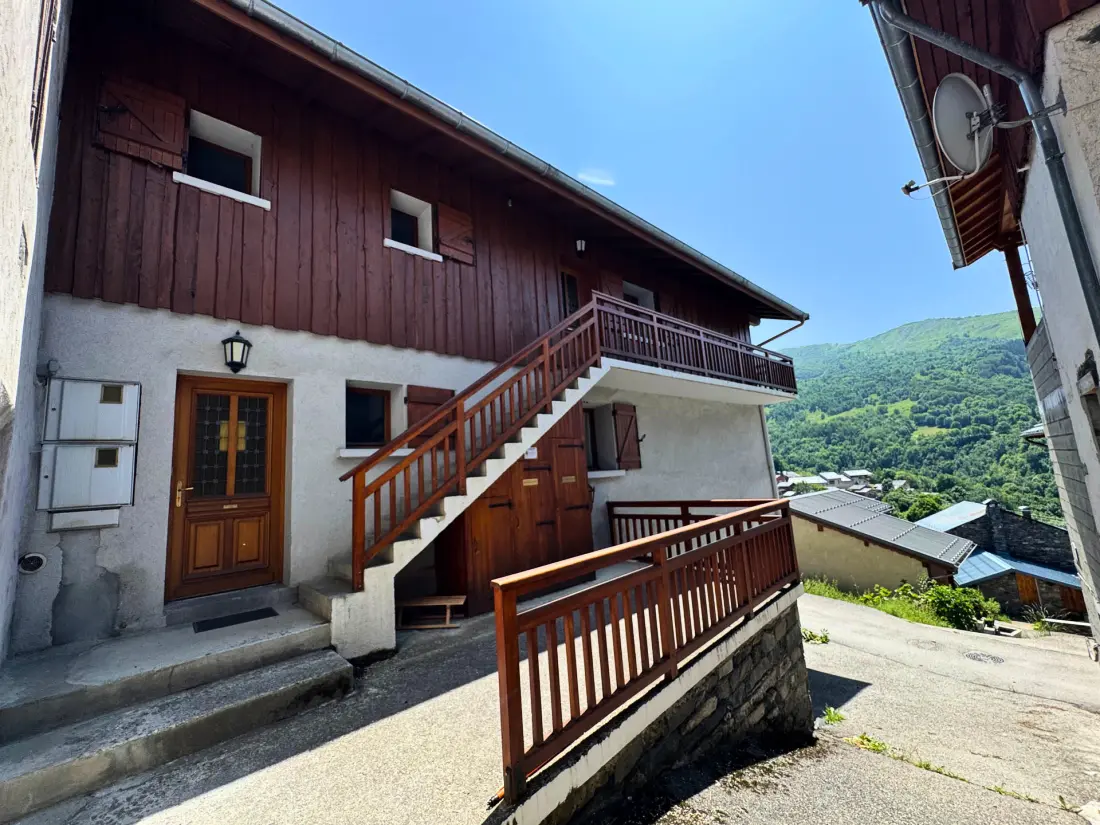 Lupin Residence