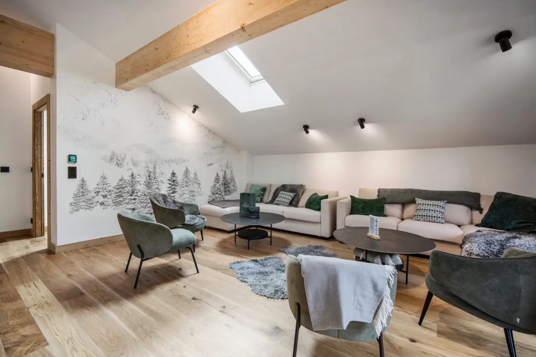 Naos Residence
