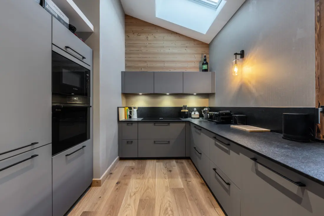 Naos Residence
