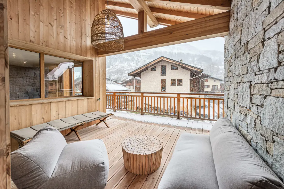 Summit Residence