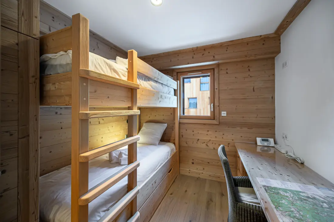 Summit Residence
