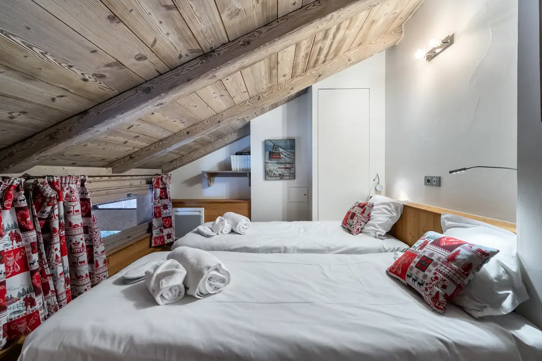 Ten Peak Residence