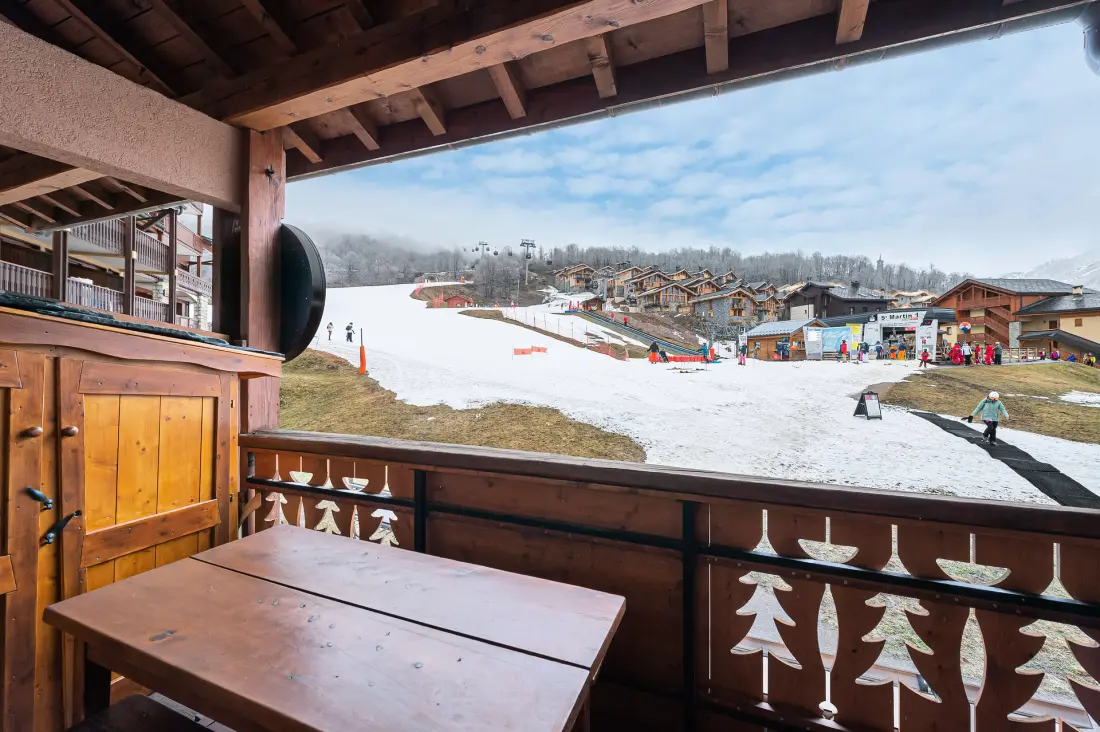 Ten Peak Residence