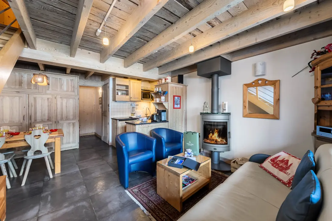 Ten Peak Residence