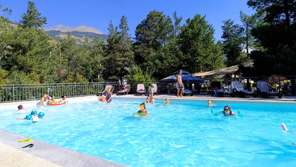 Camping-Caravaneige Iscle de Prelles