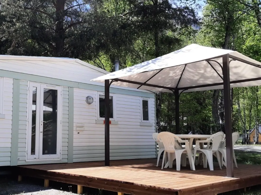 Camping-Caravaneige Iscle de Prelles