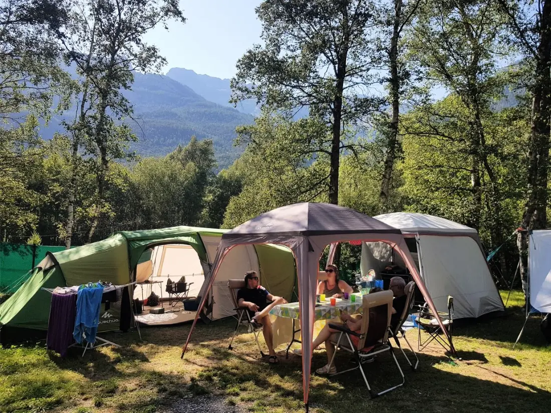 Camping-Caravaneige Iscle de Prelles