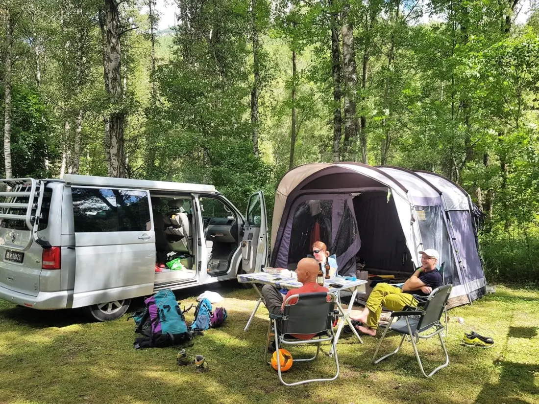 Camping-Caravaneige Iscle de Prelles