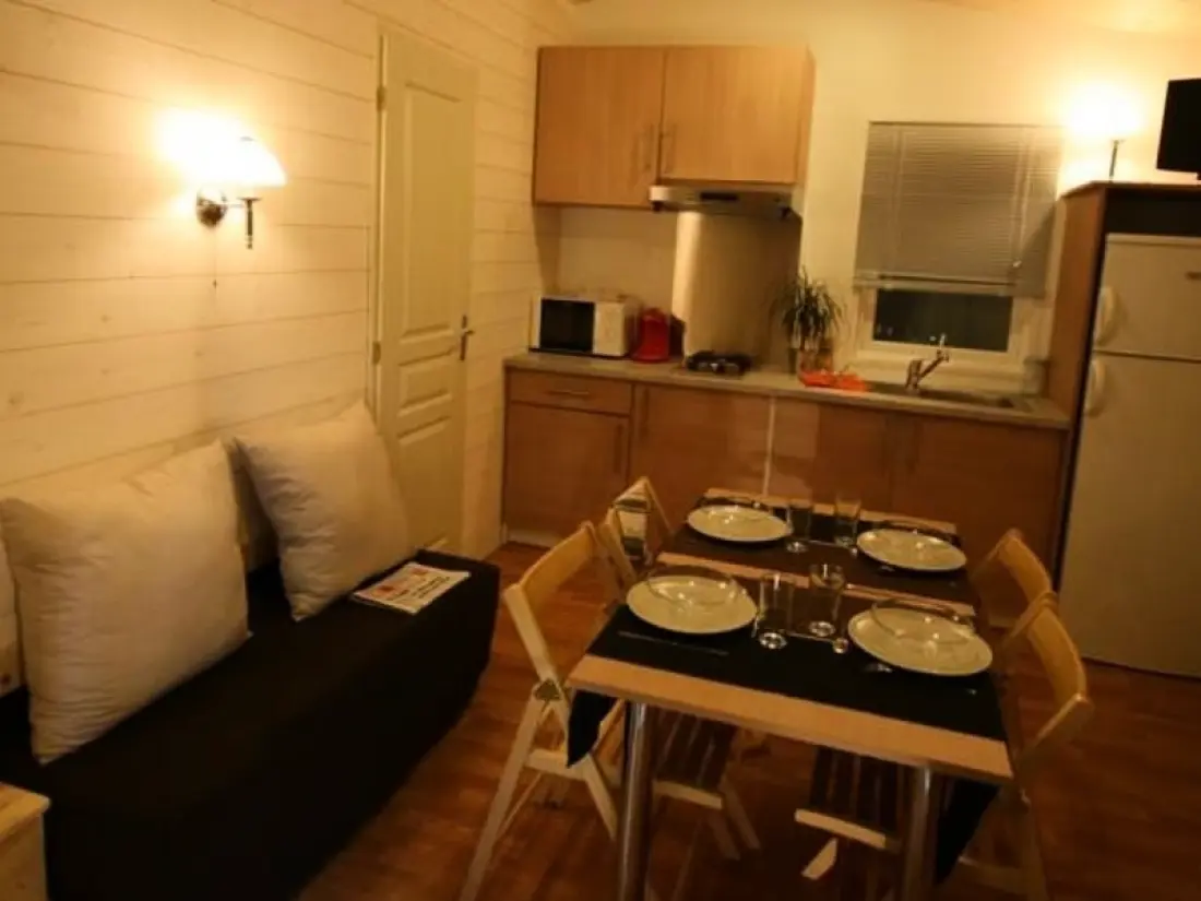 Camping-Caravaneige Iscle de Prelles