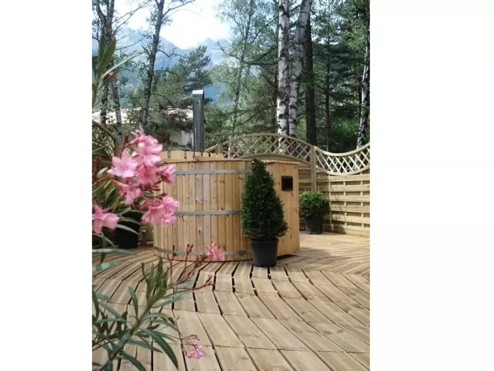 Camping-Caravaneige l'Iscle de Prelles 3 Stars★★★