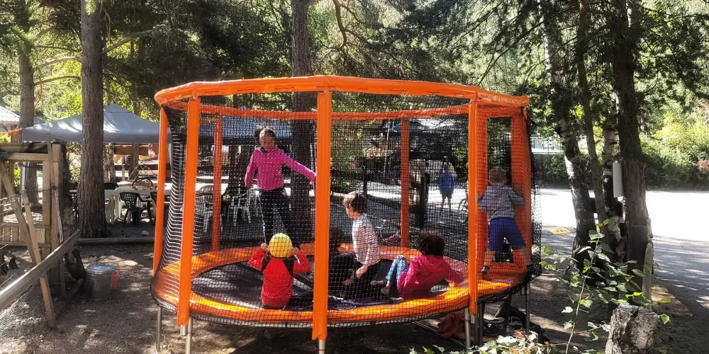 Camping-Caravaneige Iscle de Prelles