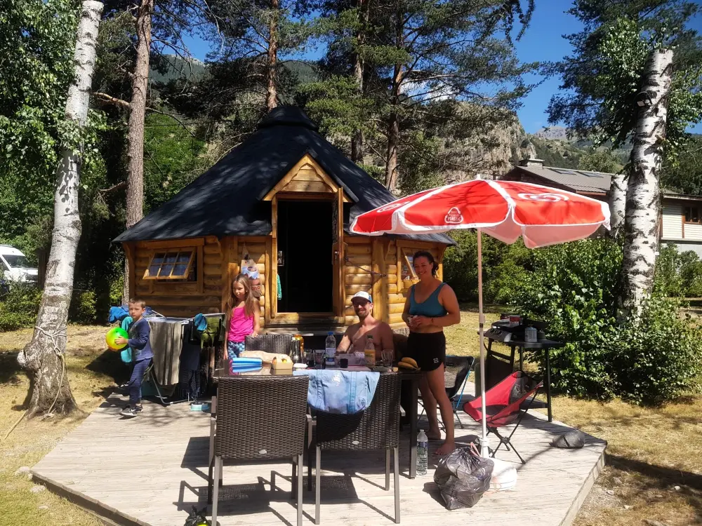 Camping-Caravaneige Iscle de Prelles