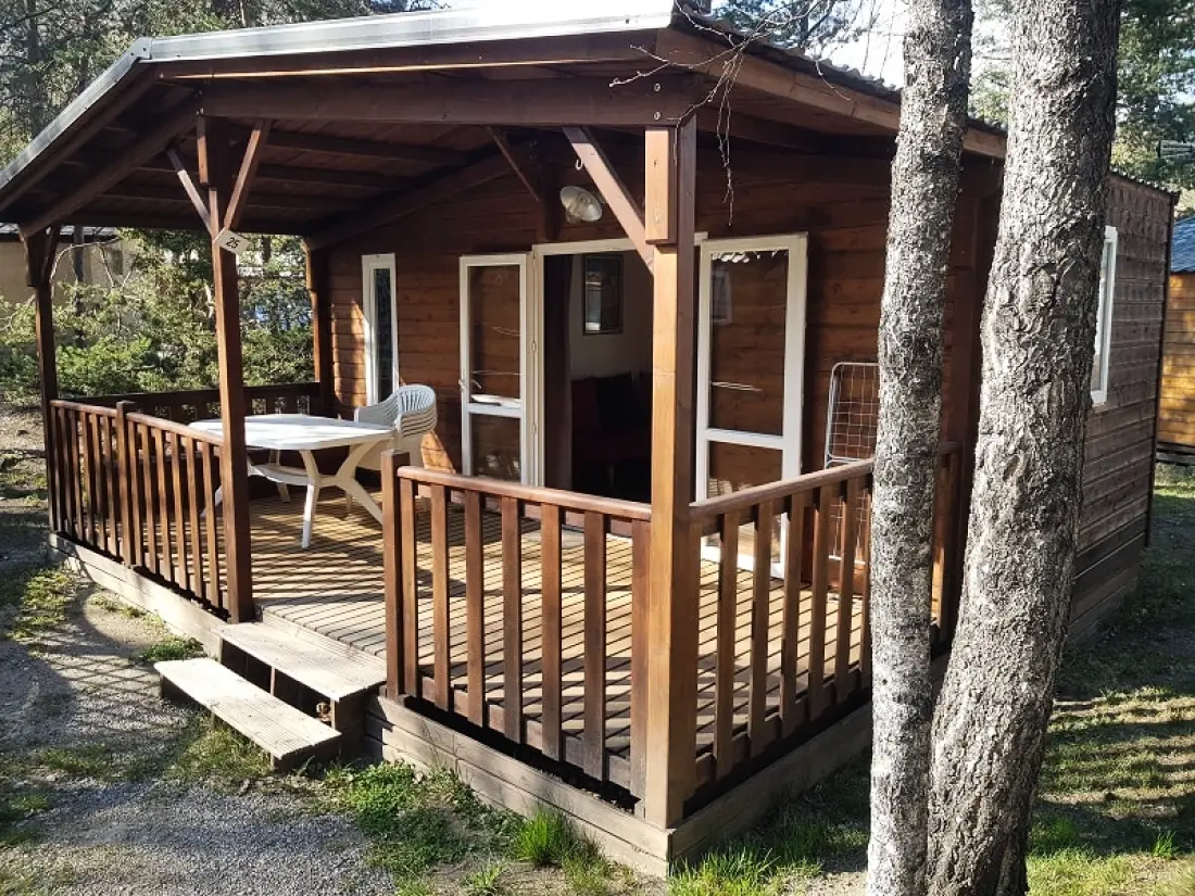 Camping-Caravaneige Iscle de Prelles