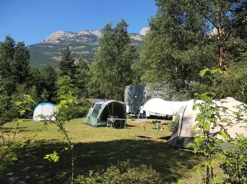 Camping-Caravaneige l'Iscle de Prelles 3 Stars★★★