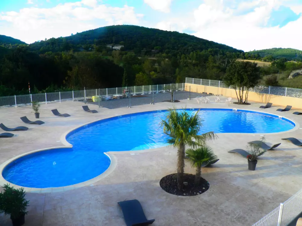 Camping Le Sous- Bois Ardèche 3 Gwiazdy★★★ 3 Gwiazdy★★★ 3 Gwiazdy★★★