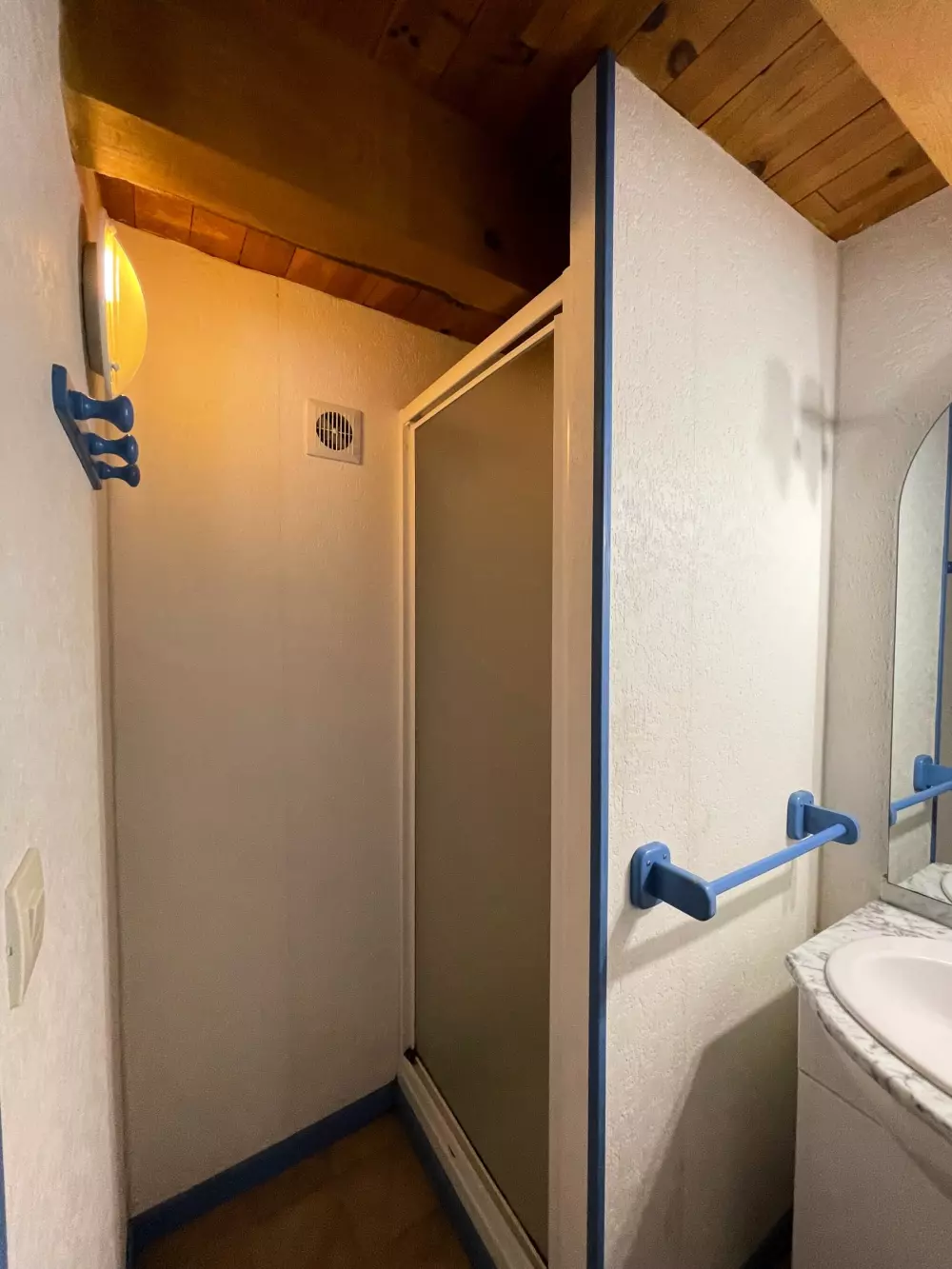 Camping Le Sous- Bois Ardèche 3 Gwiazdy★★★ 3 Gwiazdy★★★ 3 Gwiazdy★★★