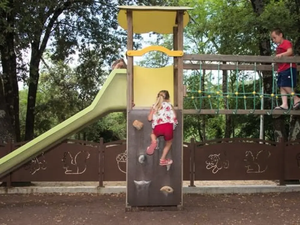Camping Le Sous Bois 4 Sterren★★★★