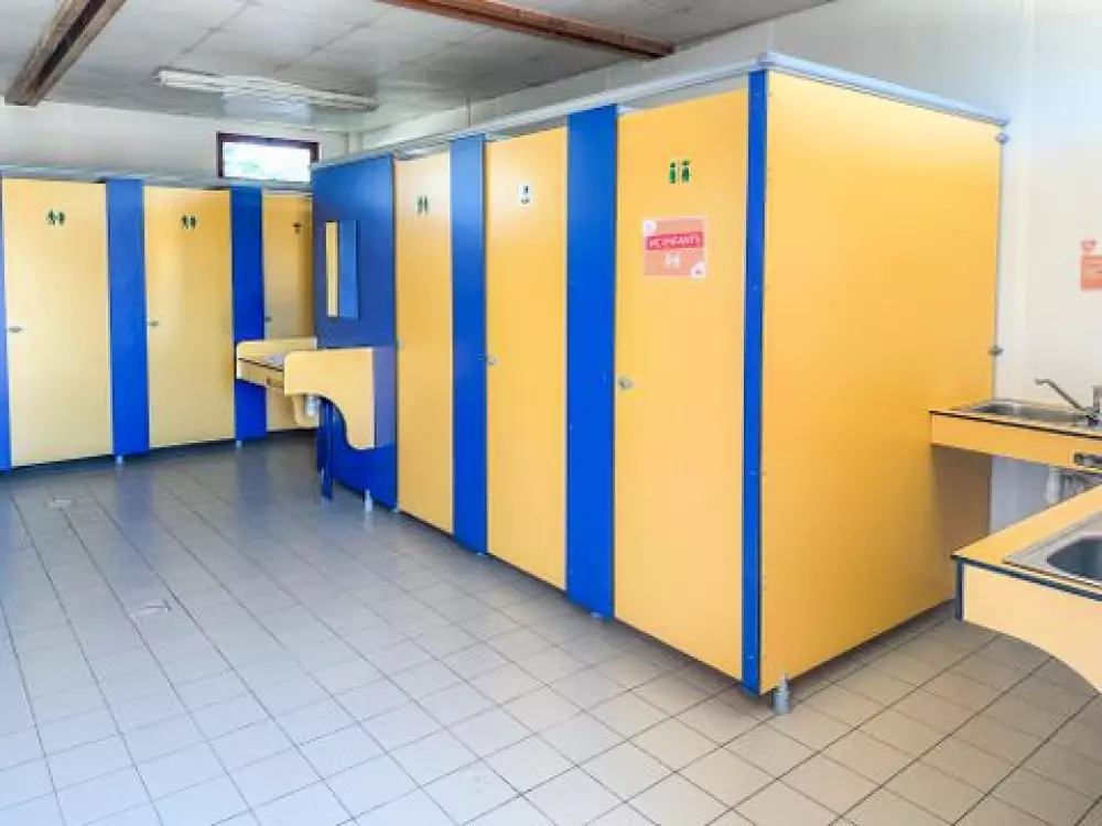 Camping La Riviera 4 Stars★★★★
