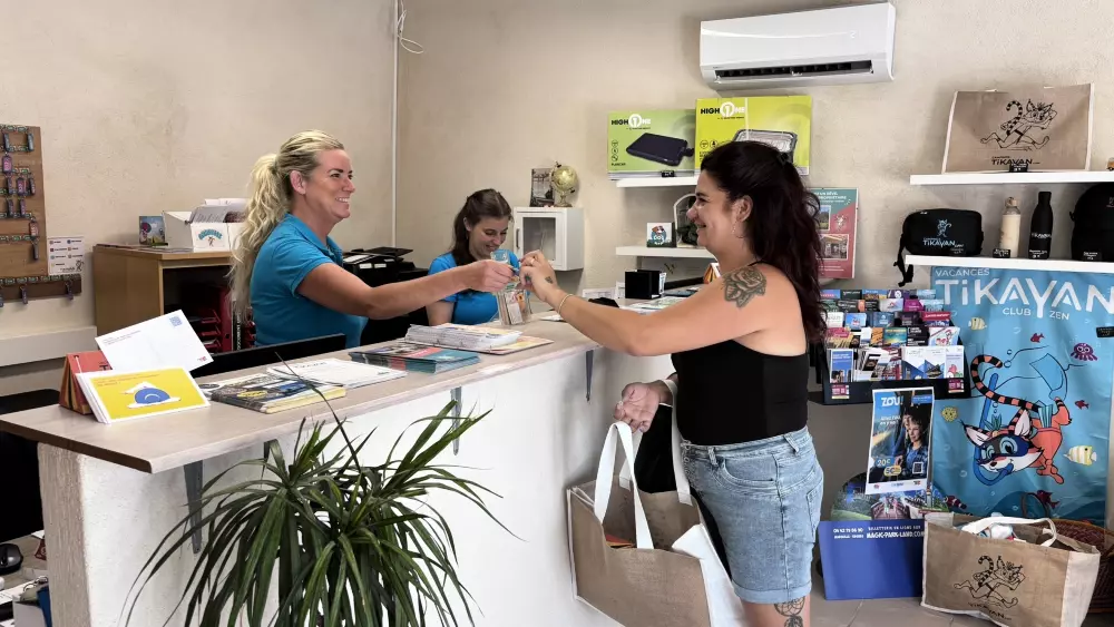 Camping Tikayan Félix de la Bastide 3 Sterren★★★