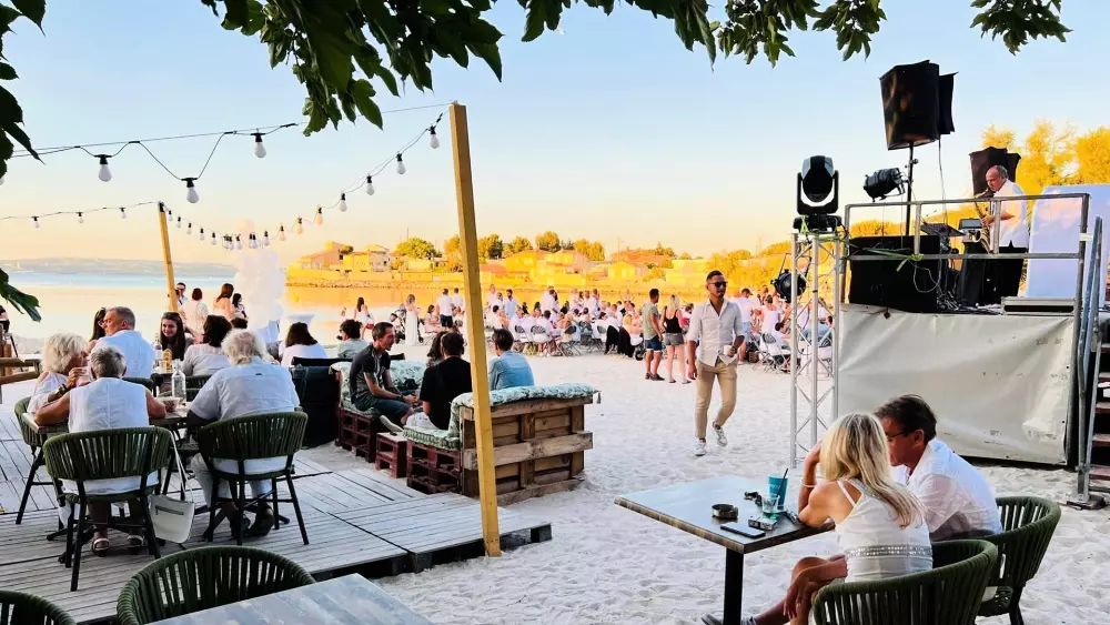 Camping Tikayan Félix de la Bastide 3 Sterren★★★