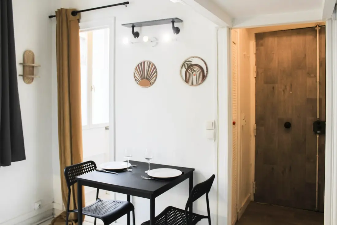 Studio Mezzanine – Proche Métro 13