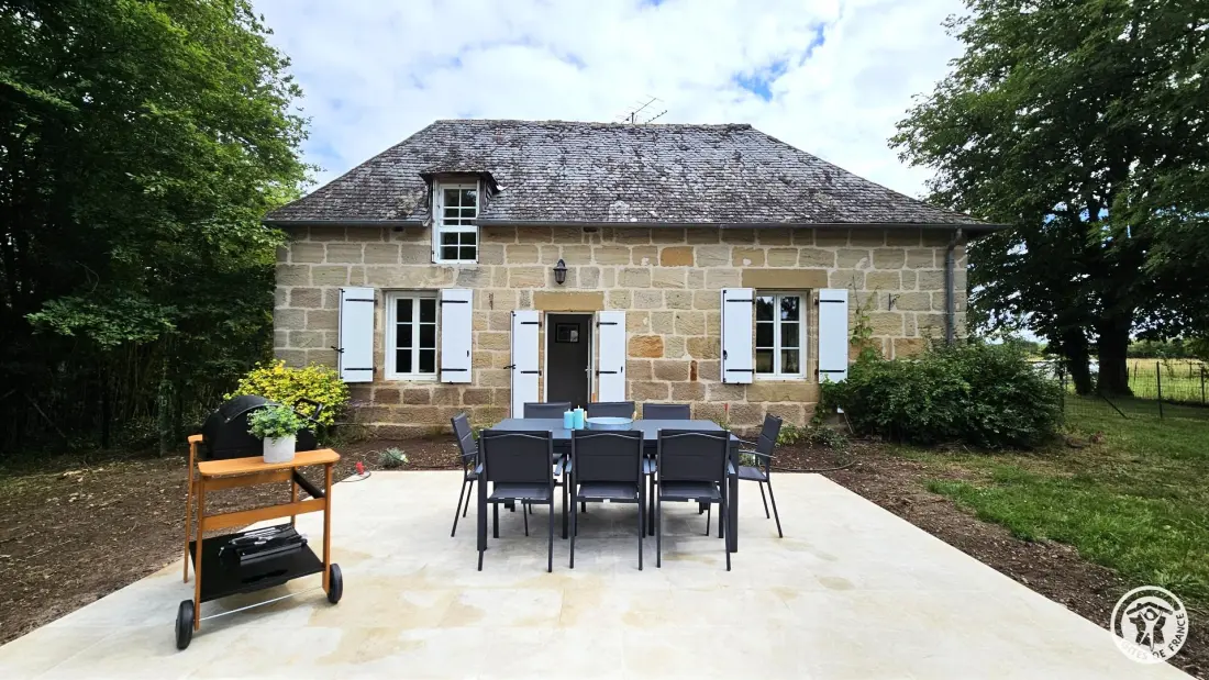 Gîte de France Aux bords de la vézère - 8 3 épis