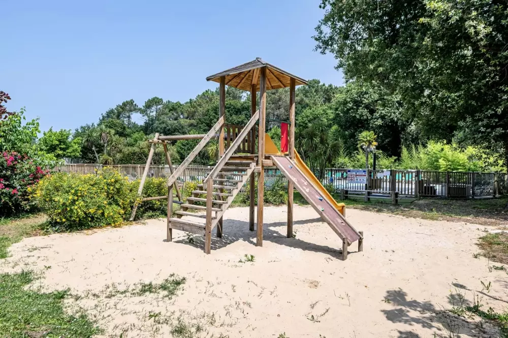 Campingplads La Clairière6 Stjerner★★★★★★