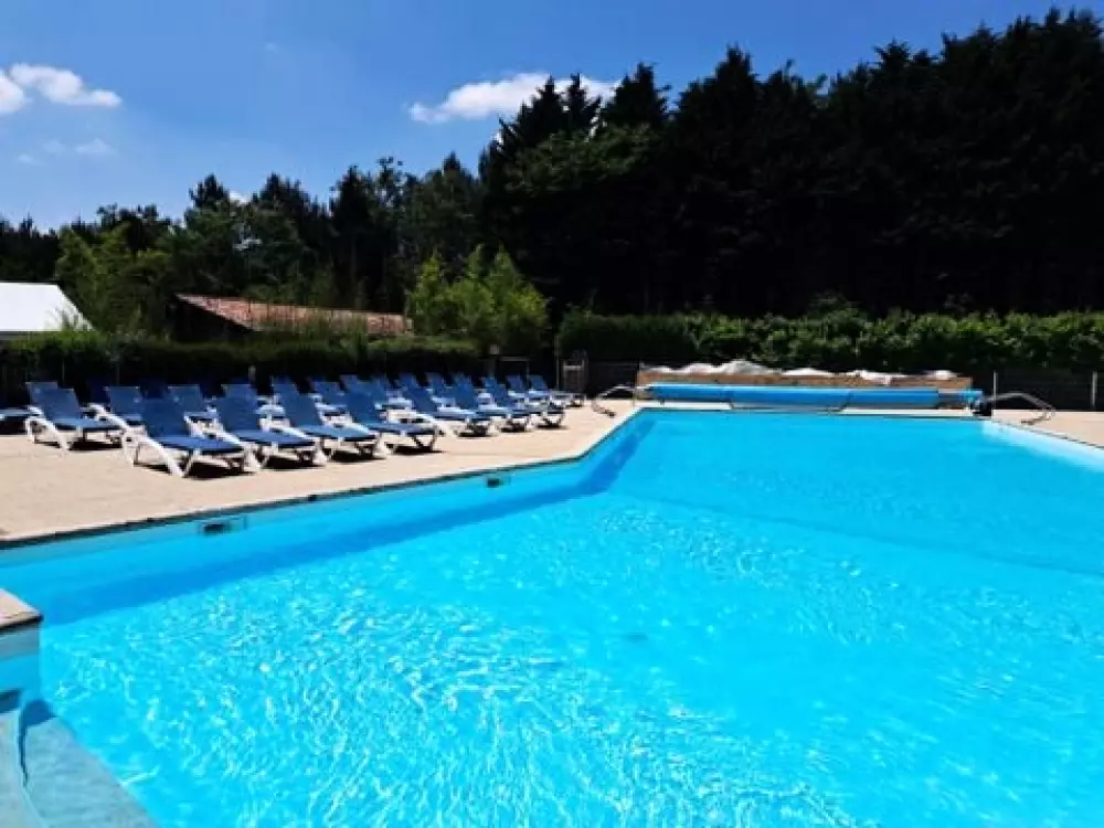 Camping Les Pins Du Soleil 4 étoiles★★★★