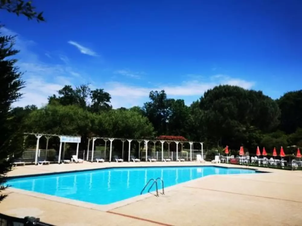 Camping Les Pins Du Soleil 4 étoiles★★★★