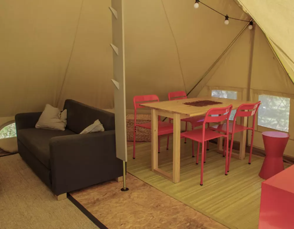 Blumen Camping La Rochelambert 4 Sterne★★★★