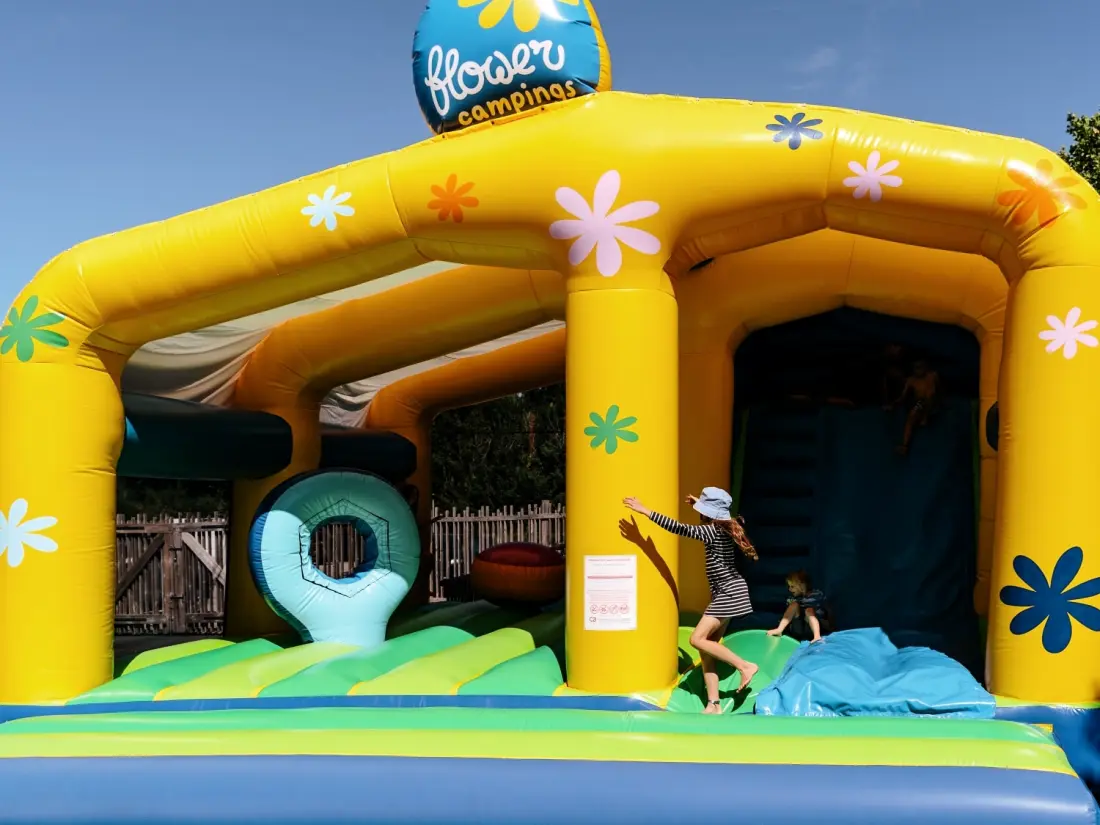 Flor Camping Le Kerarno 4 Estrellas★★★★