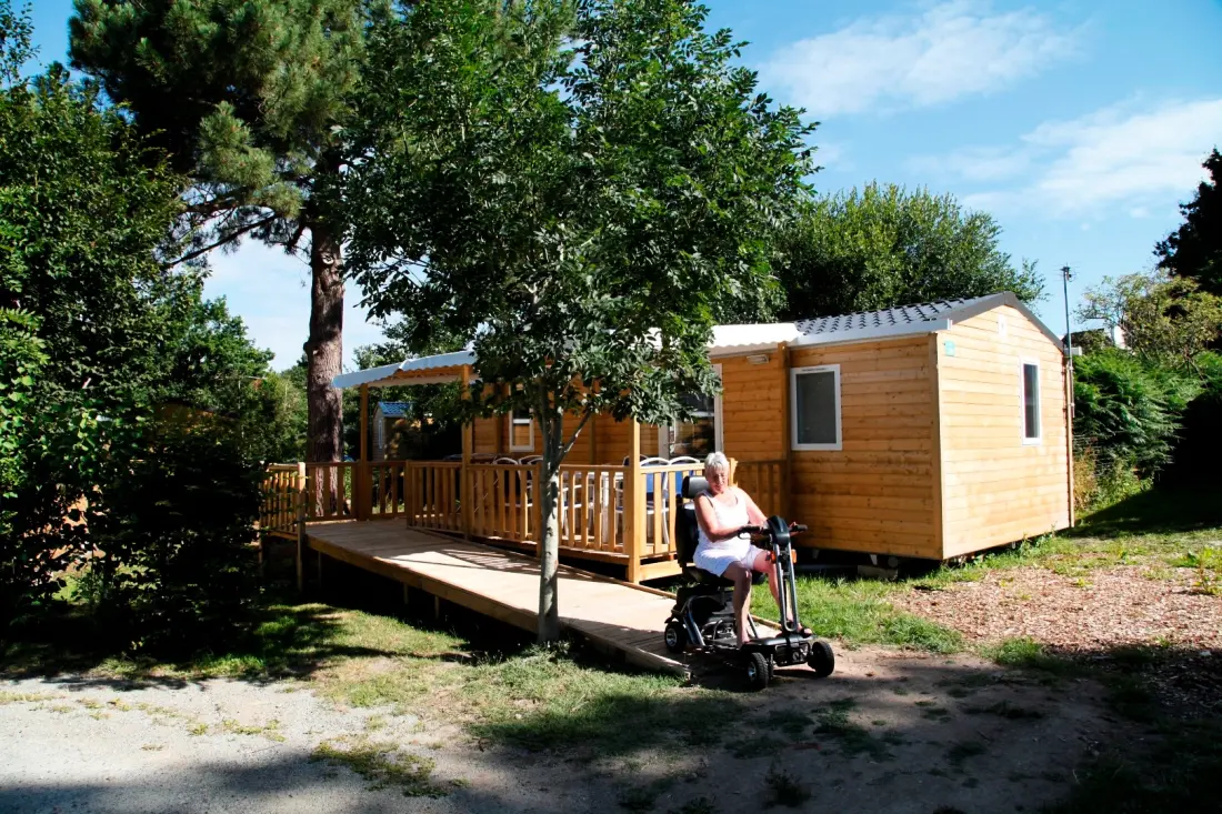 Flor Camping Le Kerarno 4 Estrellas★★★★