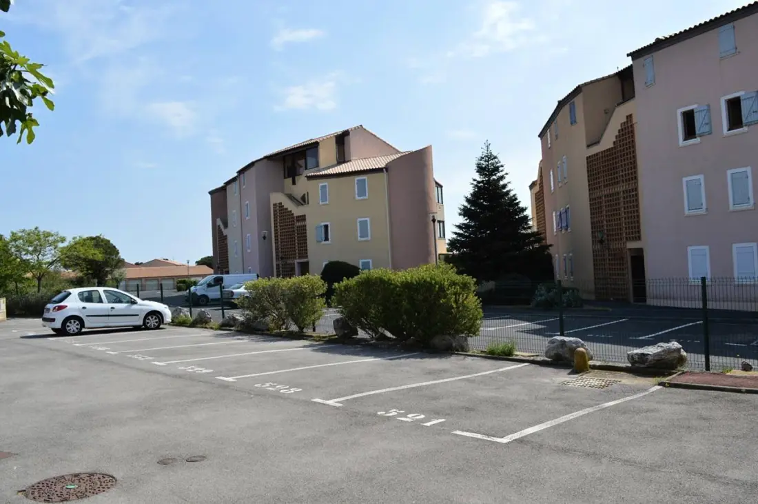 Residence Eaux Vives Ii