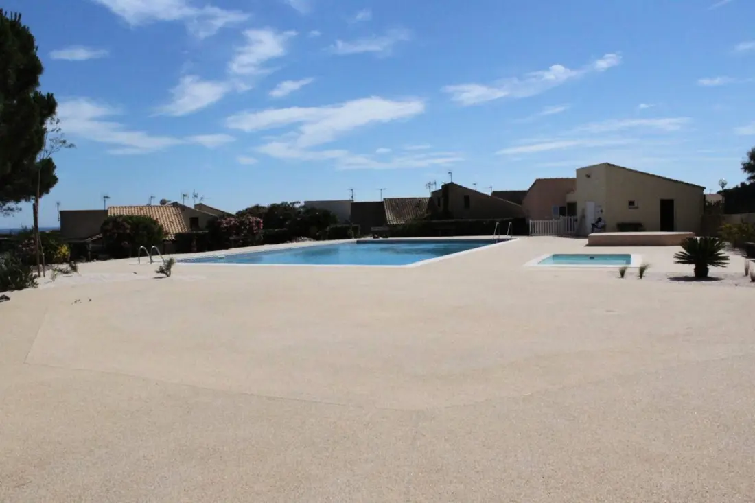 Residence Eaux Vives Ii