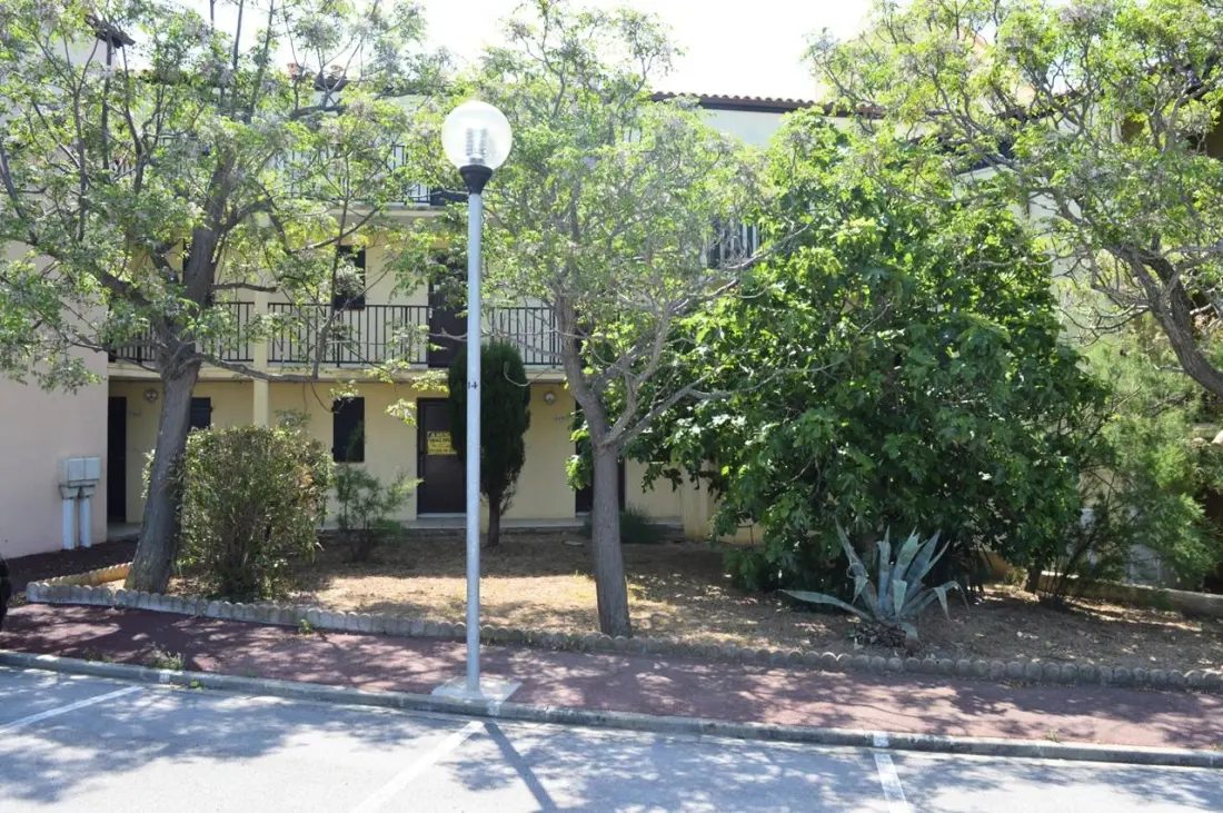 Residence Eaux Vives Ii