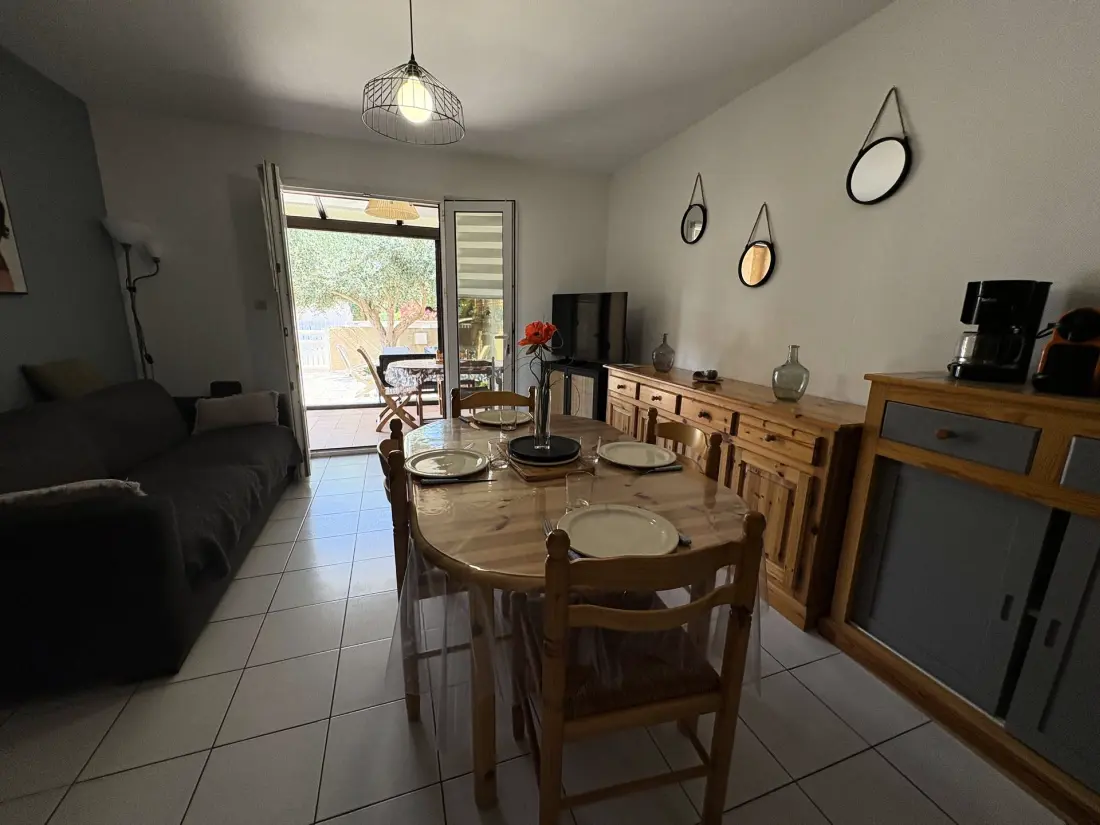 Petrels Residence