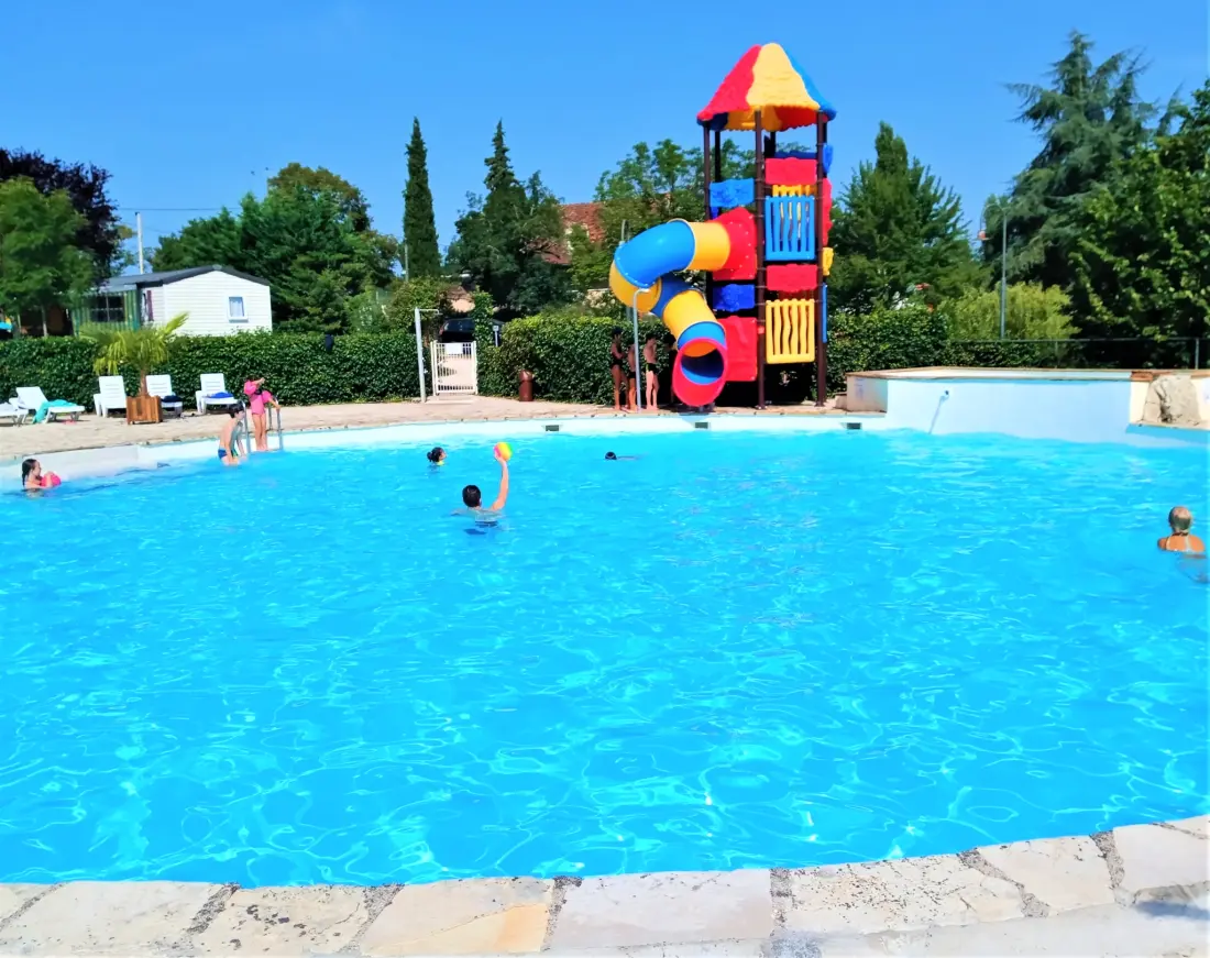 Campsite Quercy Holidays 3 Csillagok★★★