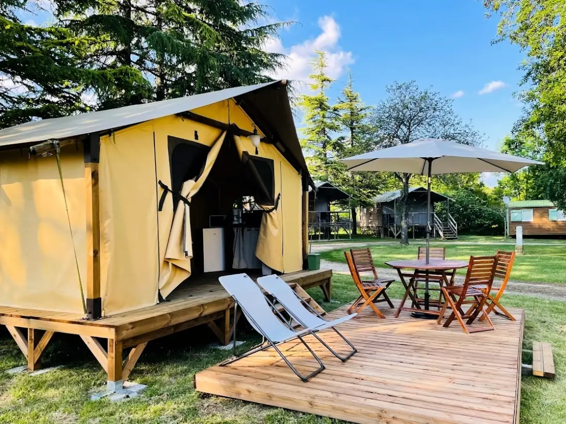 Campsite Quercy Holidays 3 Csillagok★★★