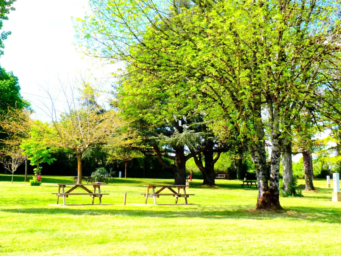 Campsite Quercy Holidays 3 Csillagok★★★