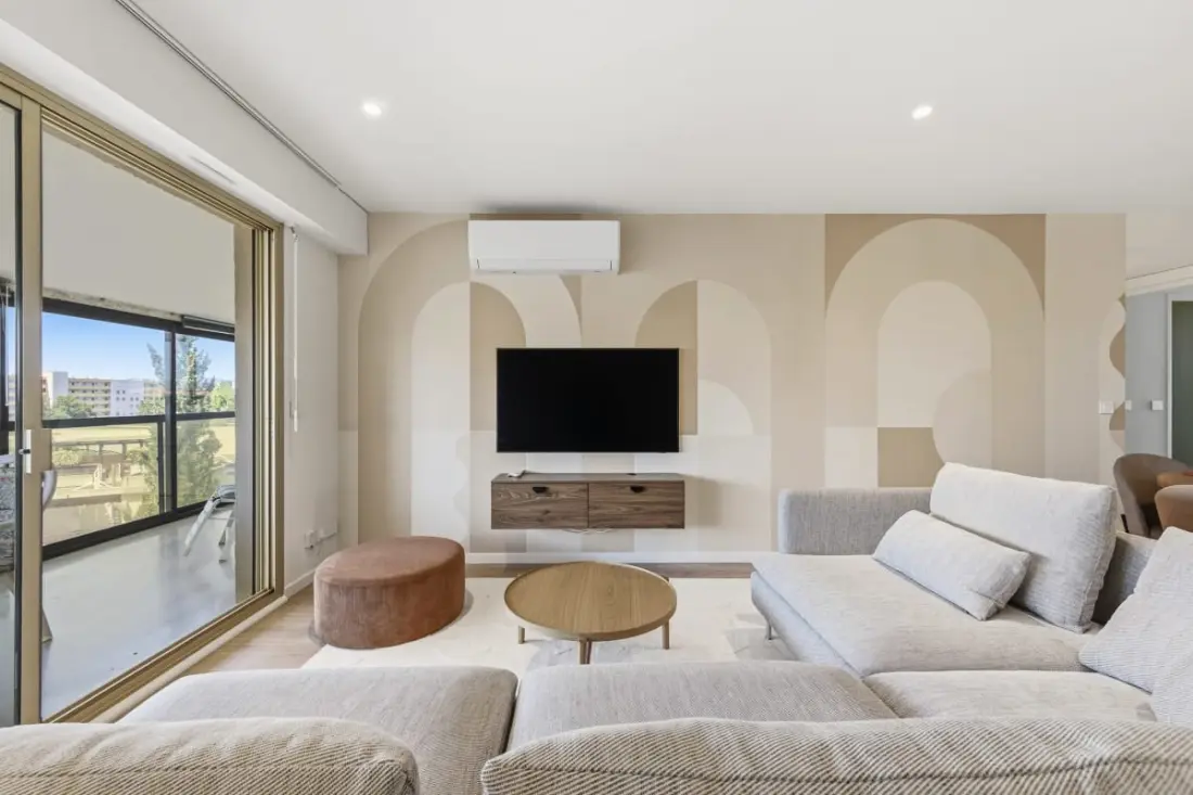 Apartman 125 M2 Near Beach, Pool & Parking