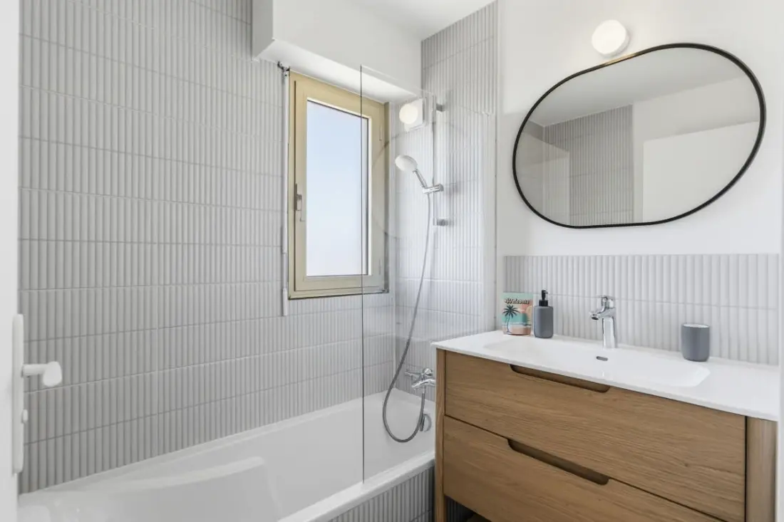 Apartman 125 M2 Near Beach, Pool & Parking