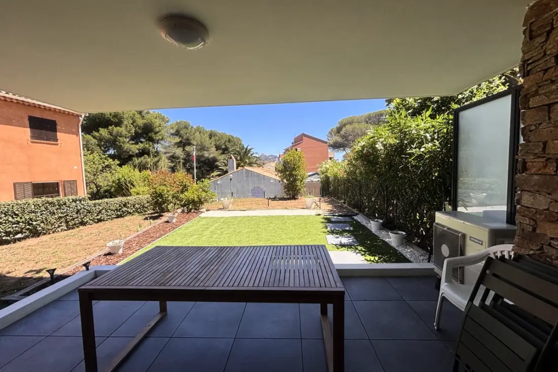 Apartman a kertben Saint-raphaël