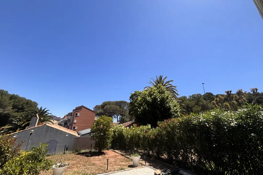 Apartman a kertben Saint-raphaël